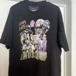 Randy moss Mitchell and ness graphic tee